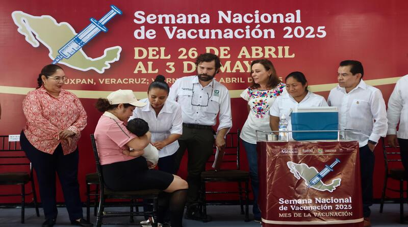 Arranca Semana Nacional de Vacunación; Rocío Nahle garantiza más de 670 mil dosis
